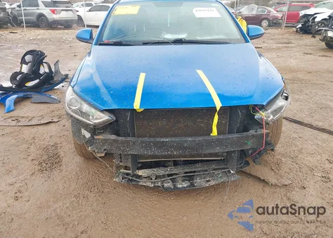 2017 Hyundai Elantra Se z USA, uszkodzony, nr VIN KMHD84LF5HU422489